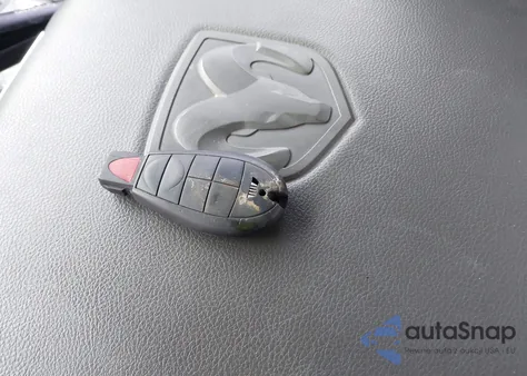 2016 Ram 1500 Slt из США, поврежденный, VIN 1C6RR7GT9GS347032